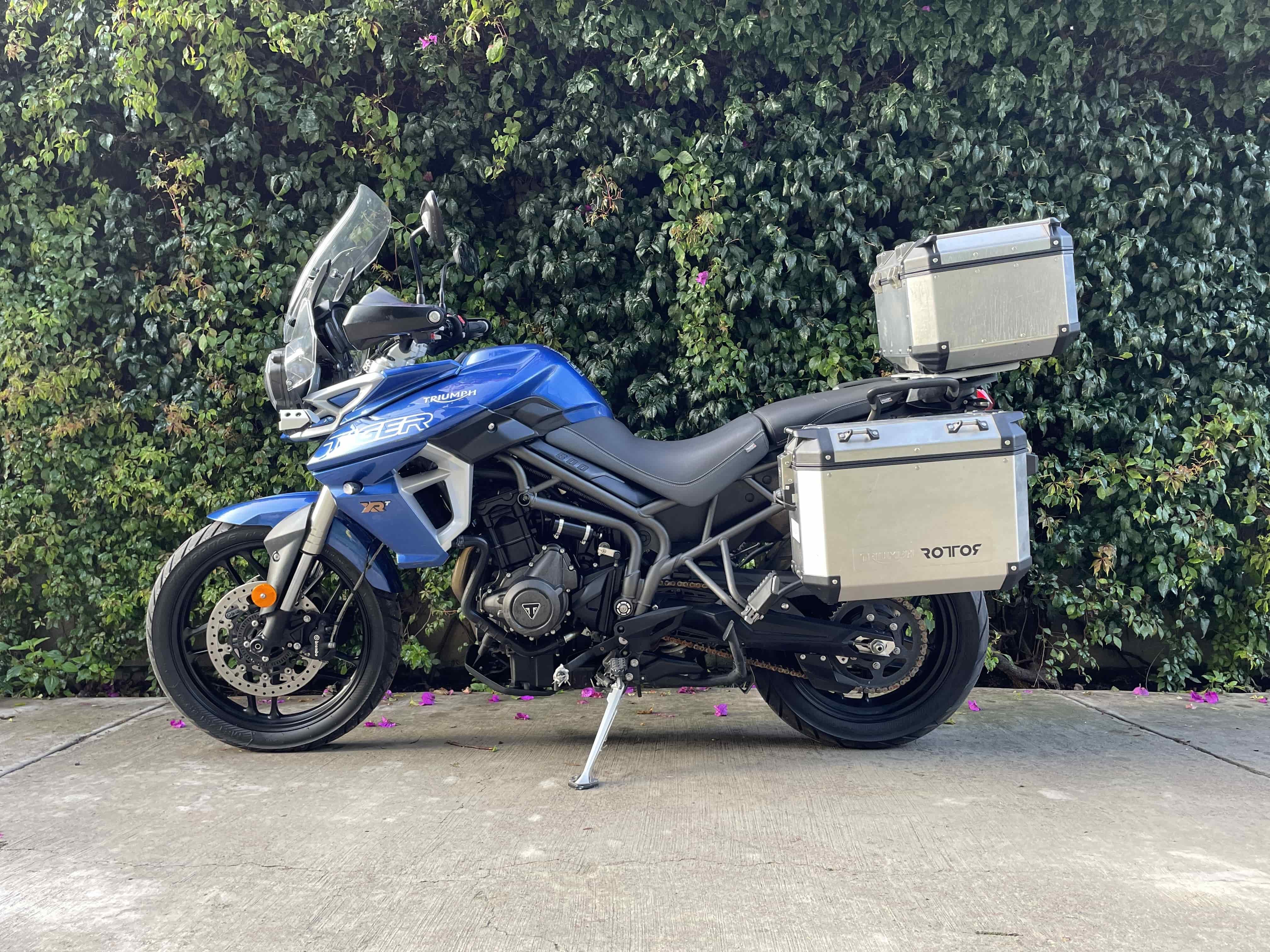 TRIUMPH Tiger 800 XRT