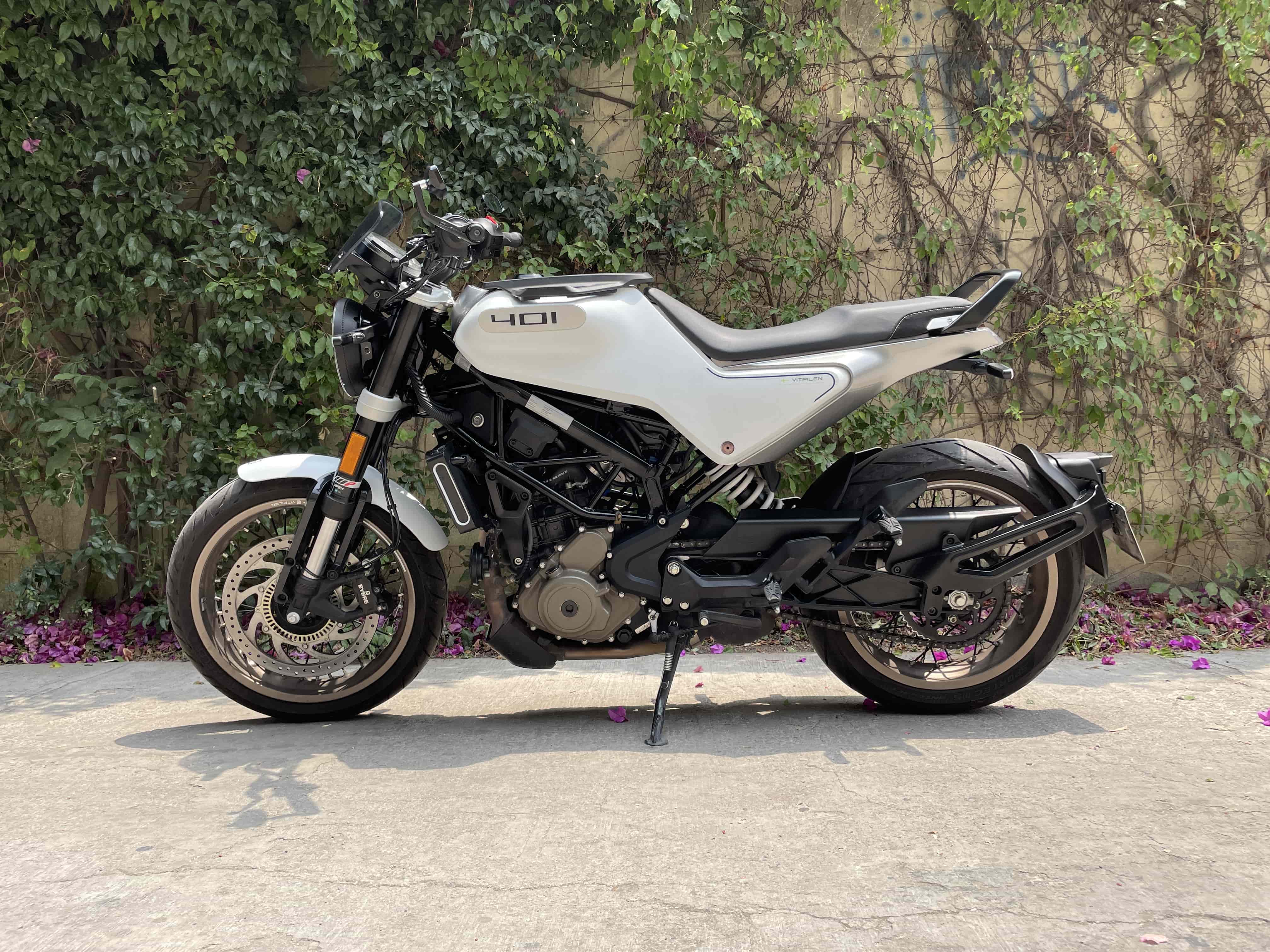 HUSQVARNA Vitpilen 401